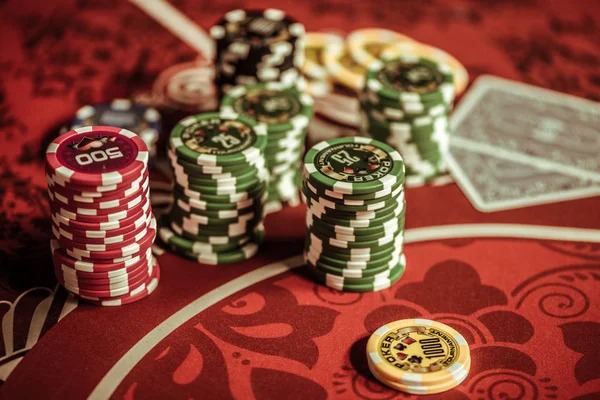 DANA and QRIS payment methods on go77